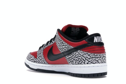 Nike SB Dunk Low Supreme Red Cement (2012)