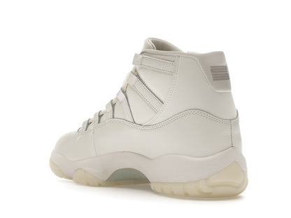 Jordan 11 Retro Pearl (Women's)