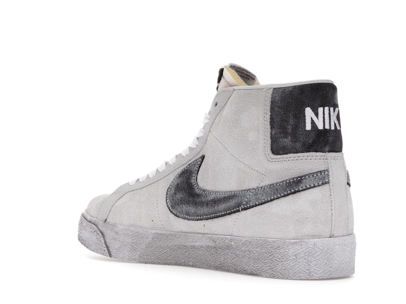 Nike SB Blazer Mid Faded Sail Black
