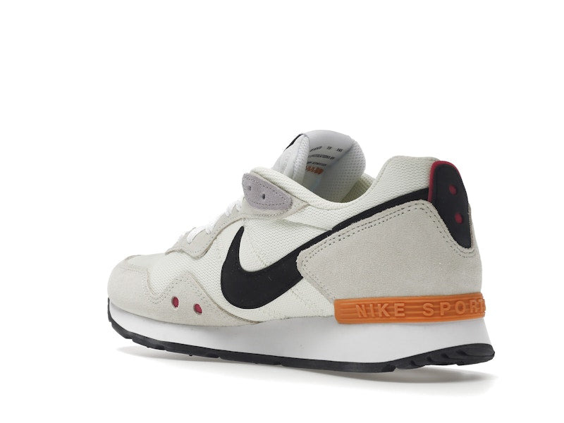 Nike Venture Runner Coconut Milk Light Curry (Women's)