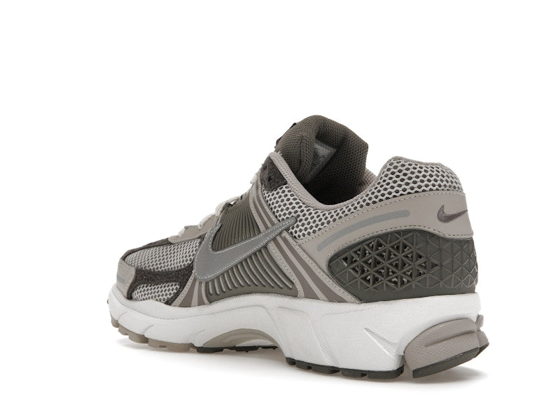 Nike Zoom Vomero 5 Iron Ore Flat Pewter