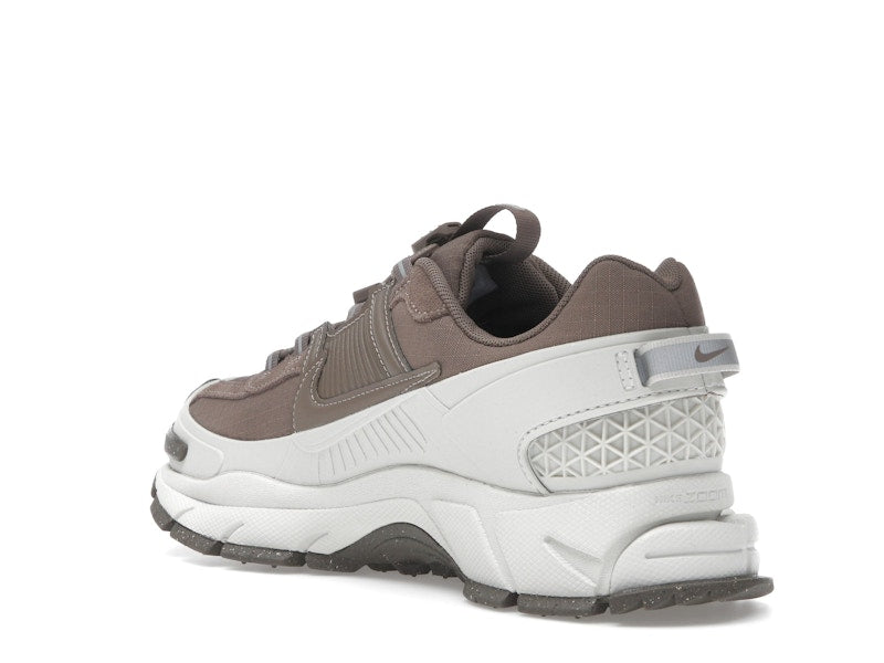 Nike Zoom Vomero 5 Roam Light Bone Mink Brown (Women's)