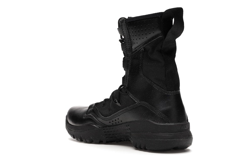 Nike Special Field Boot 8 Inch Black