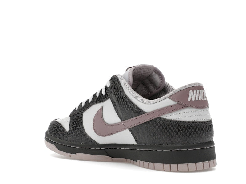 Nike Dunk Low SE Medium Ash Violet Snakeskin