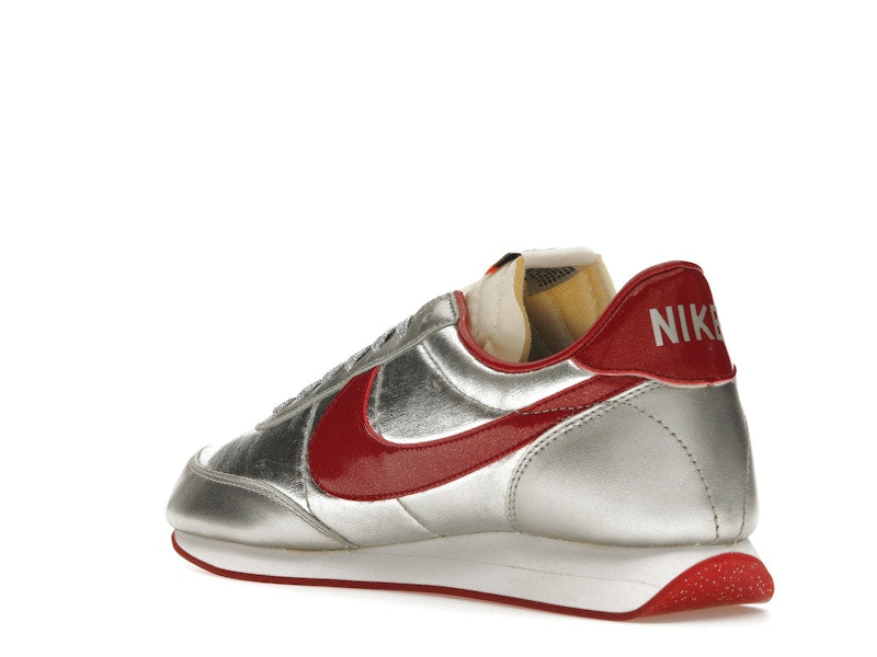 Nike Tailwind Night Track