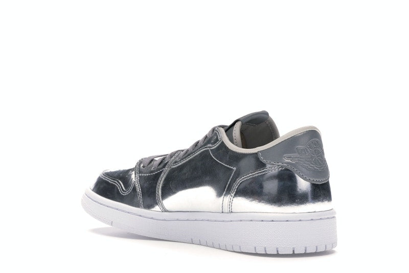 Jordan 1 Retro Low Pinnacle Metallic Silver