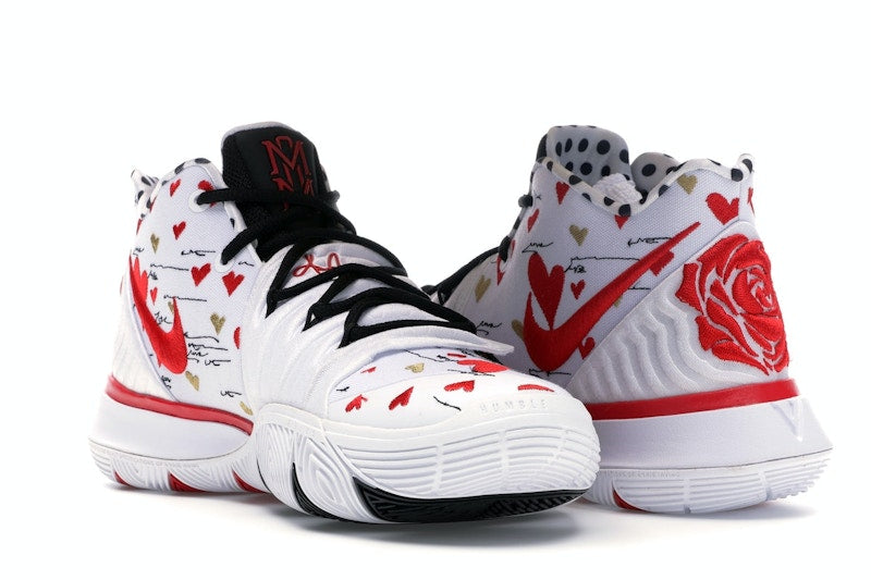 Nike Kyrie 5 Sneaker Room Mom White