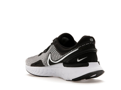 Nike React Miler 3 Black Metallic Silver
