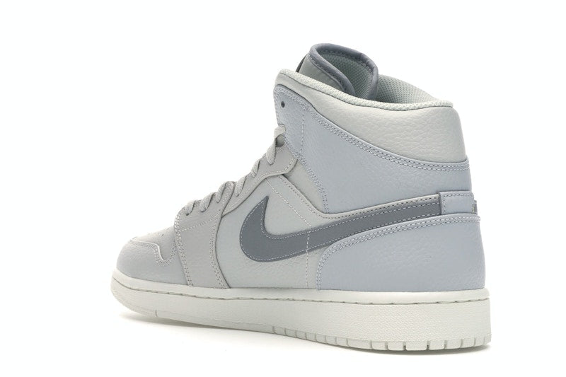 Jordan 1 Mid Light Bone