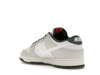 Nike Dunk Low Retro SE Photon Dust Vintage Green