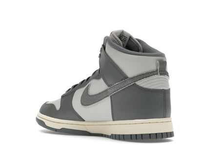 Nike Dunk High Vintage Light Bone Grey