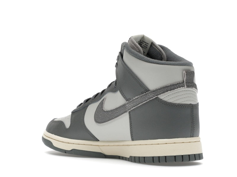 Nike Dunk High Vintage Light Bone Grey