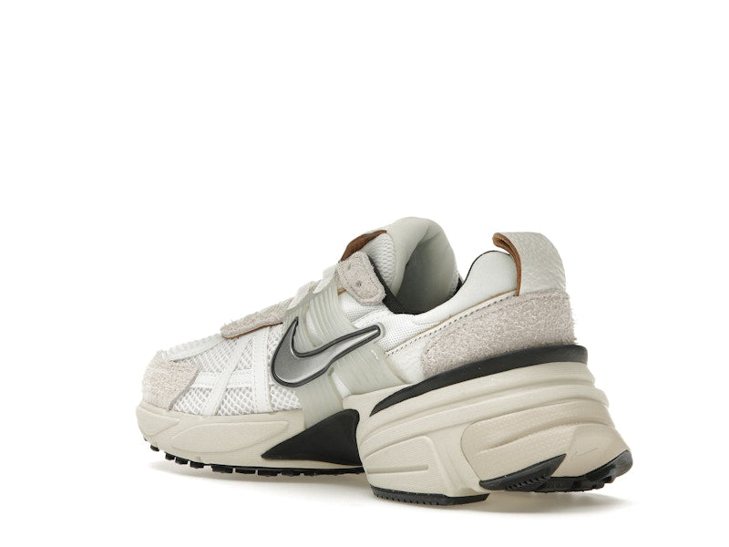 Nike V2K Run Summit White Light Orewood Brown (Women's)