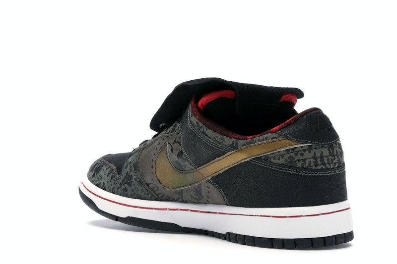 Nike SB Dunk Low SBTG