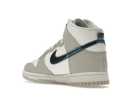Nike Dunk High FLS (Women's)