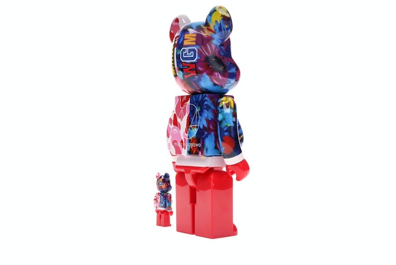 Bearbrick x Bape x Mika Ninagawa Shark 100% & 400% Set Pink