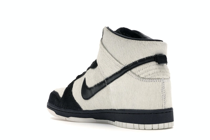 Nike Dunk High Panda