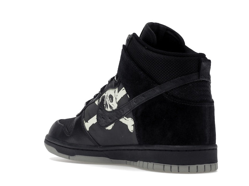 Nike Dunk High St. Pauli