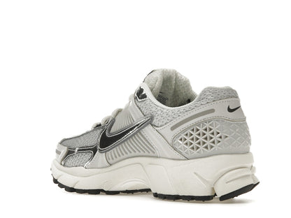 Nike Zoom Vomero 5 Photon Dust Metallic Silver (Women's)