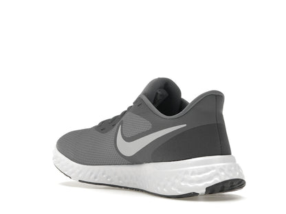 Nike Revolution 5 Cool Grey