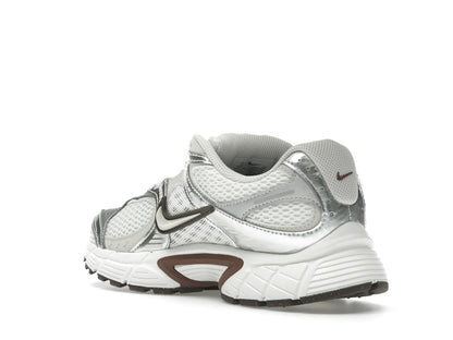 Nike V5 RNR Sail Fauna Brown Phantom Light Orewood Brown (Women's)