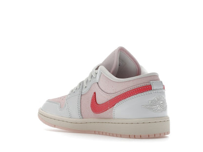 Jordan 1 Low SE Strawberry Milkshake (Women's)