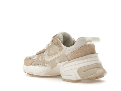 Nike V2K Run Sail Sand Drift (Women's)