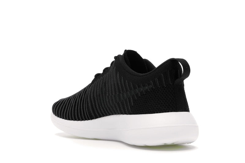 Nike Roshe Two Flyknit Black/Dark Grey-White-Volt