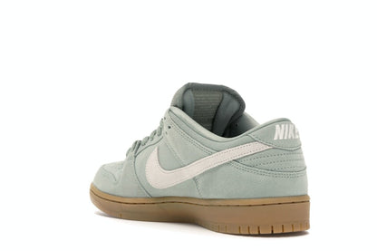 Nike SB Dunk Low Island Green Gum