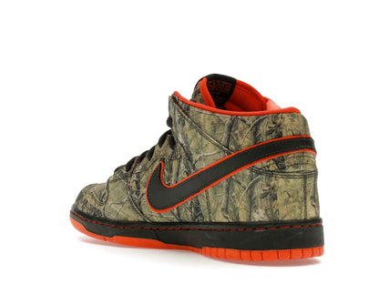 Nike SB Dunk Mid Real Tree Camo