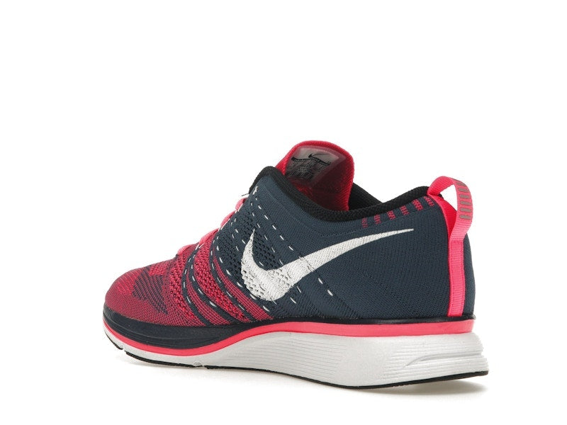 Nike Flyknit Trainer + Squadron Blue/White-Pink Flash