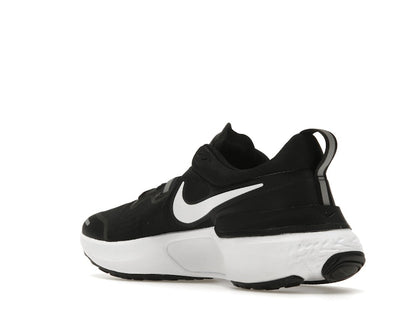 Nike React Miler Black White