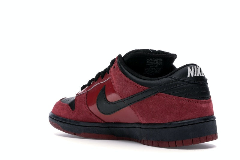 Nike SB Dunk Low Milli Vanilli