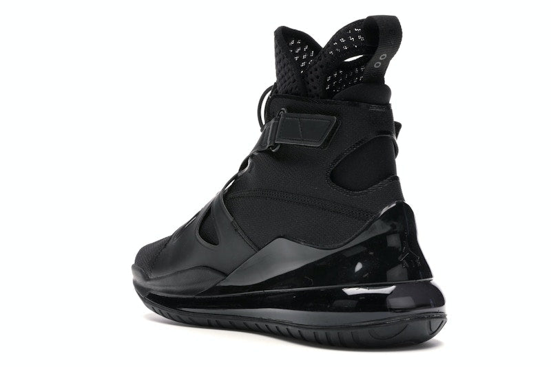 Jordan Air Latitude 720 Triple Black (Women's)