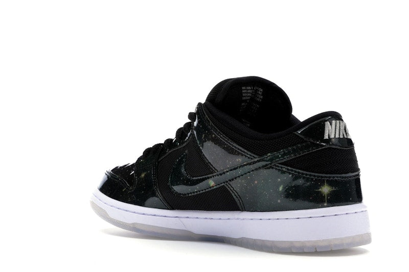 Nike SB Dunk Low 420 Intergalactic