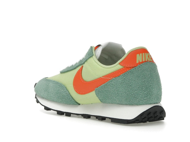 Nike Daybreak Limelight Electro Orange