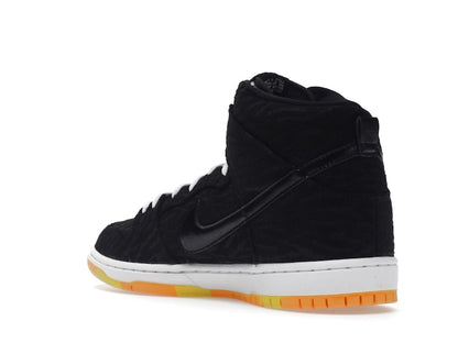 Nike SB Dunk High Skunk