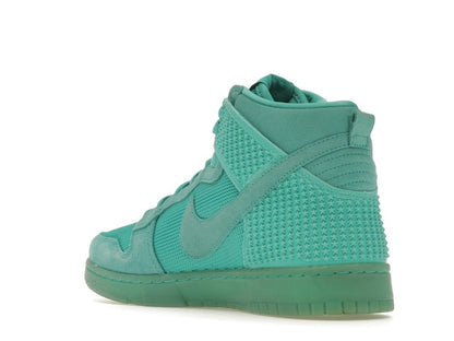 Nike Dunk CMFT Premium Light Retro