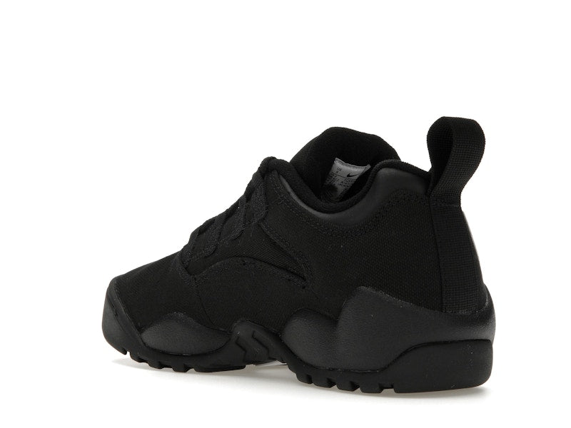 Nike SB Darwin Low Supreme Black