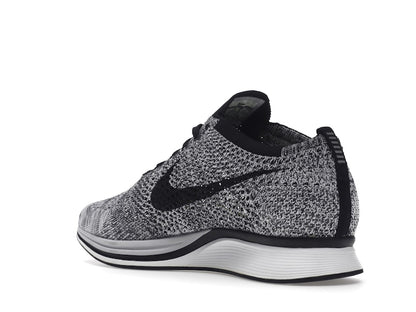 Nike Flyknit Racer Oreo