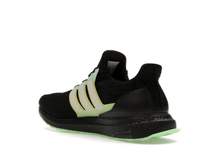 adidas Ultra Boost 5.0 DNA Black Beam Green