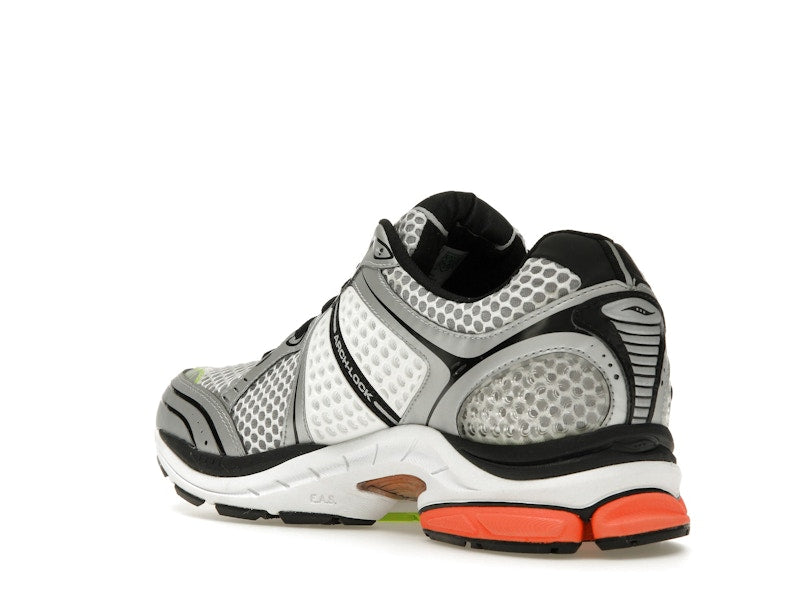 Saucony ProGrid Triumph 4 Highsnobiety Silver