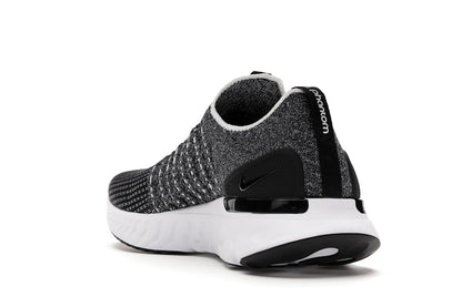 Nike React Phantom Run Flyknit 2 Black White Blend
