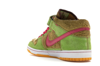 Nike SB Dunk Mid Mama Bear