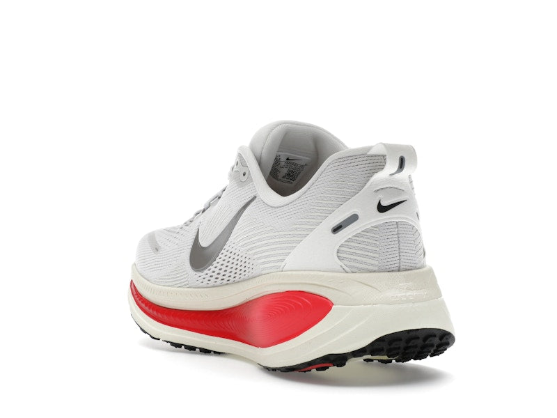 Nike Vomero 18 Platinum Tint Siren Red Light Smoke Grey Metallic Pewter