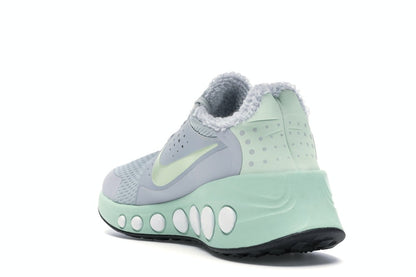 Nike CruzrOne Pistachio Frost