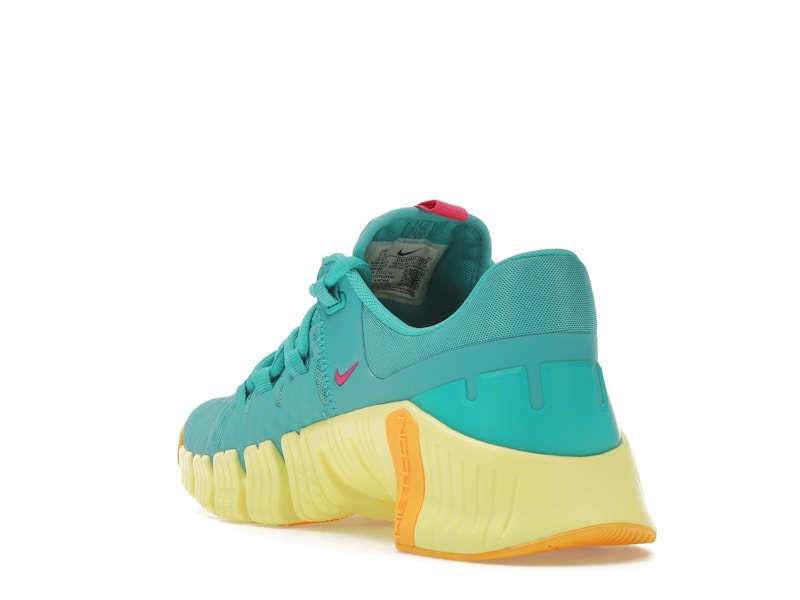 Nike Free Metcon 5 Dusty Cactus Fierce Pink