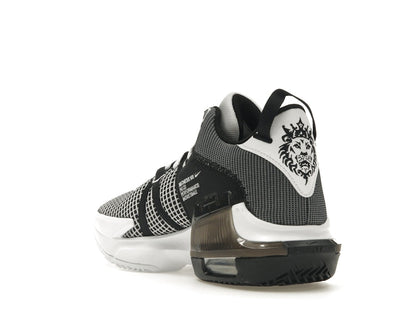 Nike LeBron Witness 7 White Black Metallic Silver