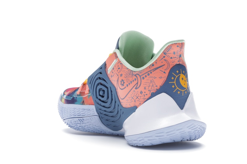 Nike Kyrie Low 3 Atomic Pink Stone Blue