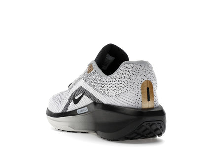 Nike Winflo 11 SE White Metallic Gold Light Smoke Grey Black